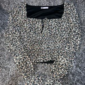 Floral long sleeve crop blouse